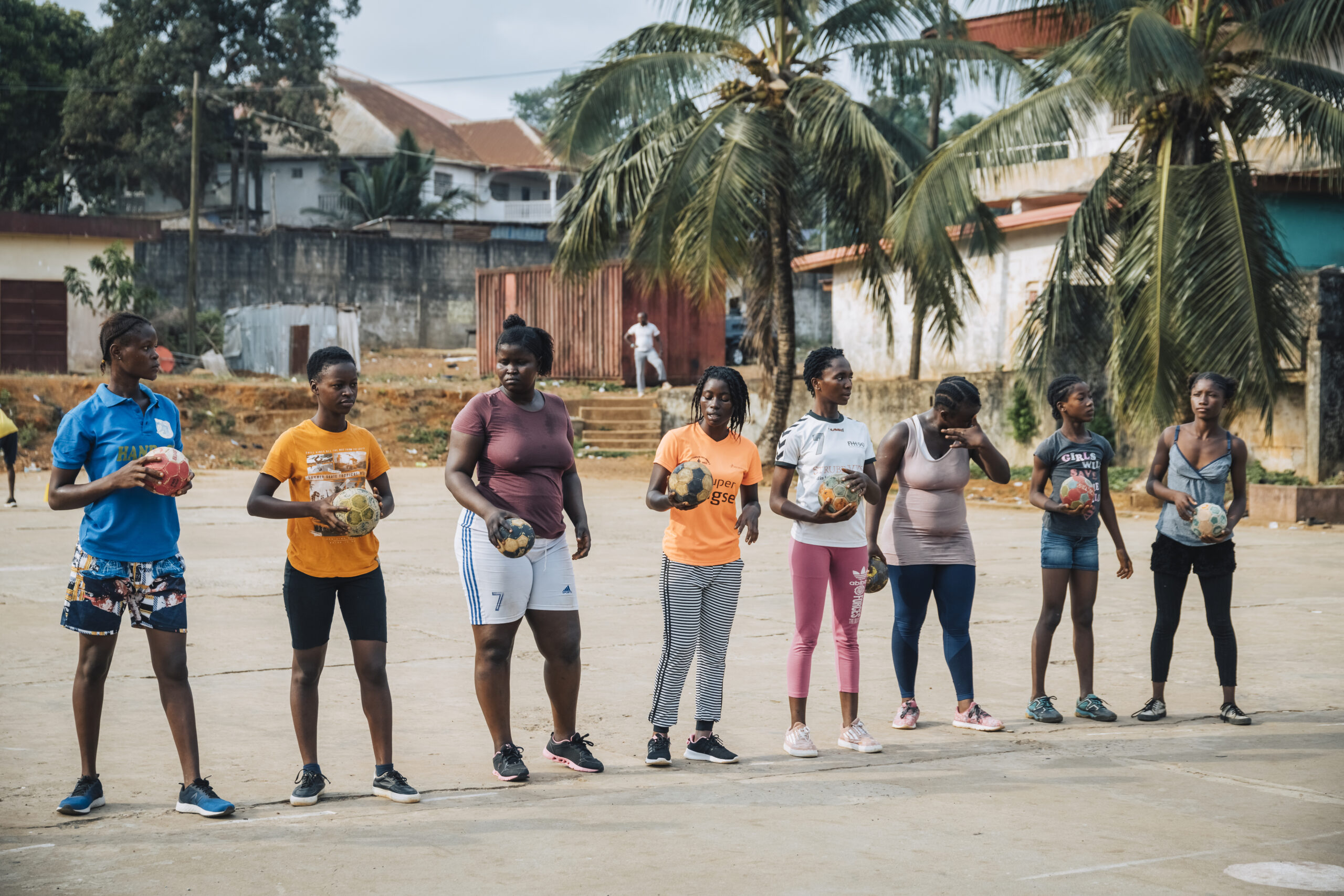 Diverse håndboldbilleder fra FANT’s aktiviteter i Sierra Leone. Skudt i april 2021.