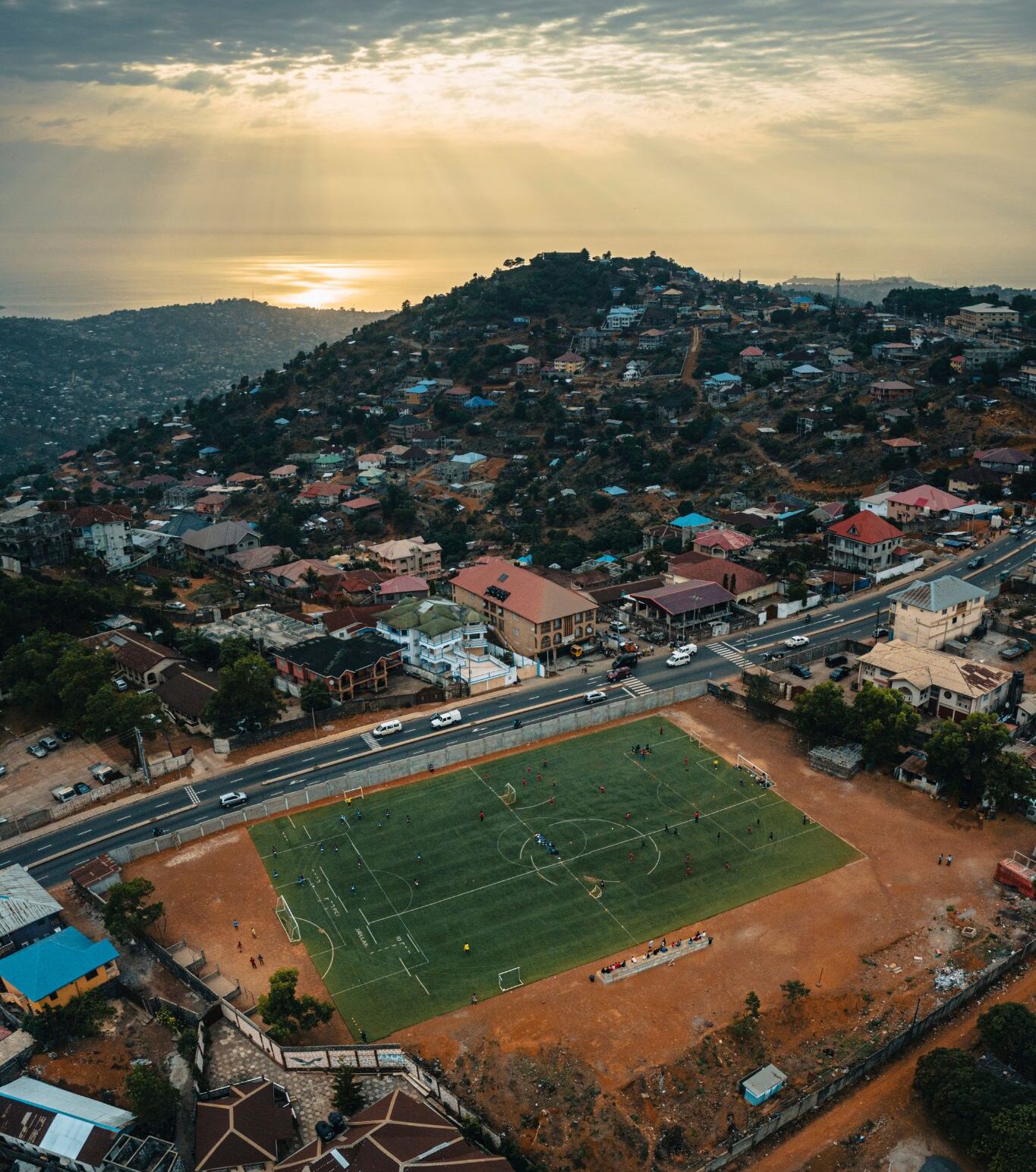 SS Camp kunstgræs sportsfaciliteter vestafrika sierra leone udvikling